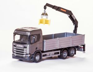 EMEK50603 - Camion gris avec grue arrière de chargement HIAB – SCANIA CR 500 6x4