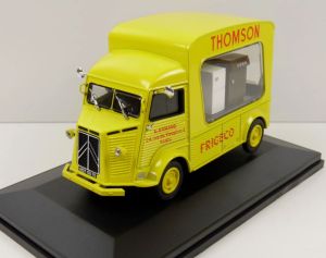 G1165004 - Camion avec carrosserie vitrine THOMSON – CITROEN type HZ de 1959