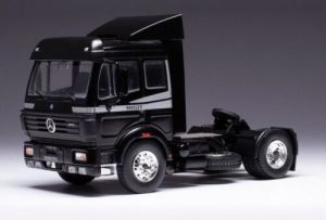 IXOTR156.22 - Camion de 1994 couleur noir - MERCEDES-BENZ SK II 1850 4x2