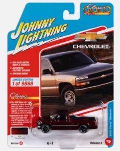 JLCG030B-D - Voiture sous blister de la série CLASSIC GOLD - CHEVROLET Silverado 2002 bordeaux