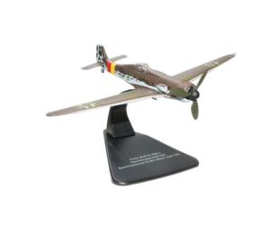 OXFAC028 - Avion militaire de 1945 – FOCKE Wulf Ta 152H-1 – Pilote Oberfelwebel Josef KEIL – Geschwaderstab JG 304 Alteno