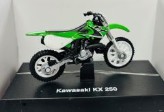 NEW06143B - Moto cross de couleur verte -  KAWASAKI KX 250