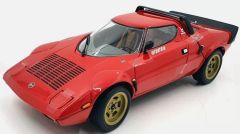 KYO08130R - Voiture de couleur rouge – LANCIA Stratos HF