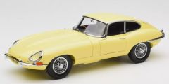 KYO08954LY - Voiture de couleur jaune – JAGUAR E-Type