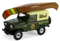 GREEN38060-F - Voiture sous blister de la série SMOKEY BEAR - NISSAN Patrol 1980 avec canoë sur le toit