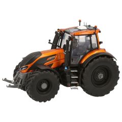 UH6726 - Trcateur limité à 1000 pièces - VALTRA Q305 Burnt Orange