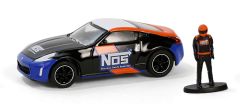 GREEN97160-F - Voiture sous blister de la série THE HOBBY SHOP - NISSAN 370Z 2020 Noir avec pilote