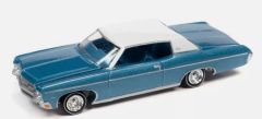 AW64382B-F - Voiture sous blister de 1970 couleur bleue – CHEVY Impala Custom coupé