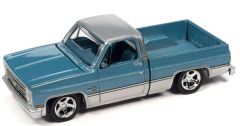 AW64402B-D - Voiture sous blister de 1985 couleur bleu – CHEVY Silverado Fleeside