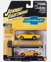 JLCT011-A - Voiture sous blister de la série COLLECTOR TINS - CHEVROLET Corvette 1979 jaune