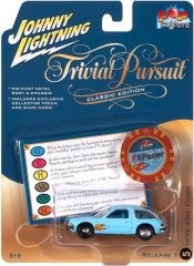 JLPC011-E - Voiture sous blister de la série POP CULTURE 2023 - AMC Pacer 1976 bleu - TRIVIAL PURSUIT