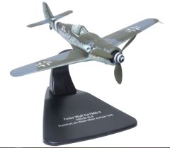 OXFAC113 - Avion militaire de 1945 - FOCKE Wulf FW190D-9 - 600150 JG-4 – Frankfurrt am Rhein-main