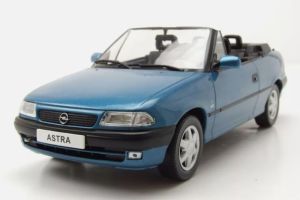 WBXWB124234 - Voiture cabriolet de 1994 couleur bleu métallisé - OPEL Astra F