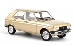 NOREV184904 - Voiture de 1981 couleur beige – PEUGEOT 104 GR