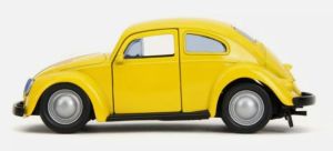 JAD35595 - Voiture du film TRANSFORMERS - VW Beetle G1 Bumblebee Jaune