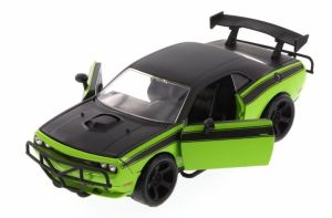 JAD97131 - Voiture du film Fast and Furious 7 - DODGE Challenger SRT8 de 2011 couleur Verte